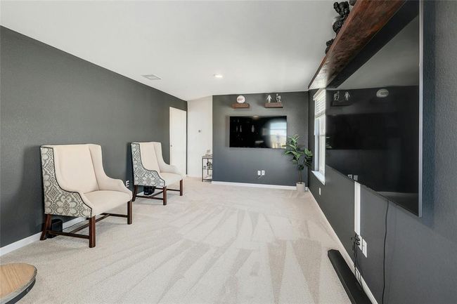 Bonus room/Man Cave/ Bar Room | Image 24