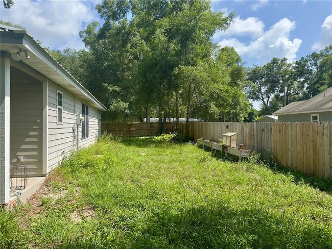 Left Side of Home | Image 9