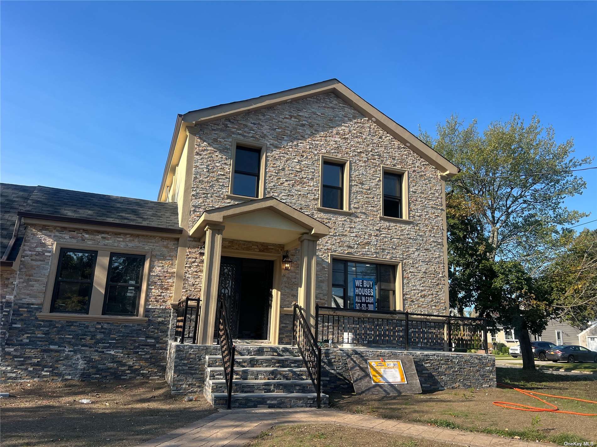 Janet Ave, North Bellmore, NY 11710