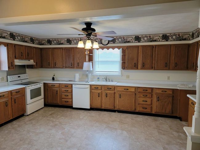 12076 N State Road 101, House other with 4 bedrooms, 1 bathrooms and null parking in Sunman IN | Image 18