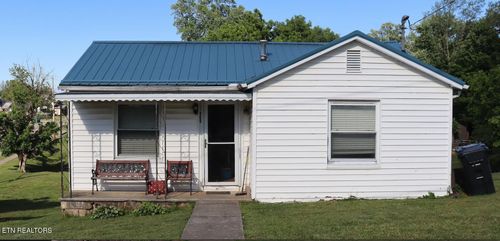 709 Harrison St, Morristown, TN, 37813-5328 | Card Image