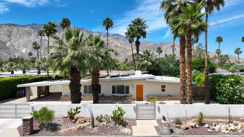 1443 N Vaquero Rd, Palm Springs, CA, 92262-4739 | Card Image