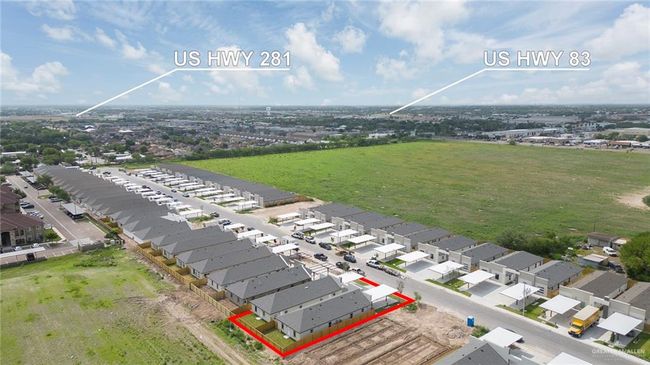 East Side: US 281, Expressway 83. | Image 10
