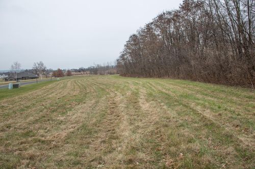 120 Hillwood Dr, Lake City, MN, 55041-2209 | Card Image