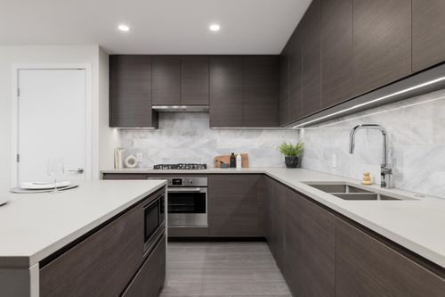 4611-2108 Gilmore Ave, Burnaby, BC, V5C0N8 | Card Image