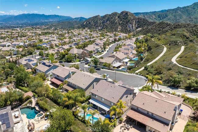 26745 Sandburn Pl, House other with 5 bedrooms, 4 bathrooms and 2 parking in Stevenson Ranch CA | Image 43