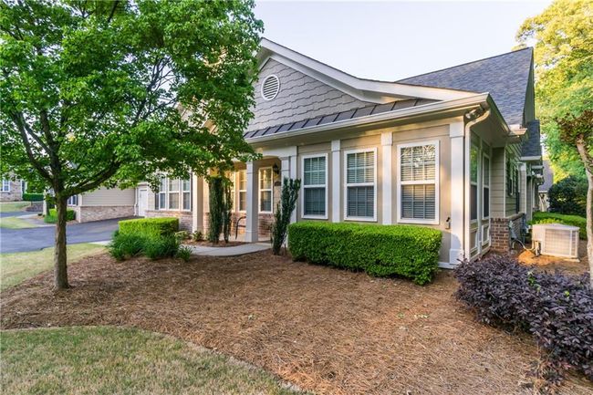 602 - 2623 Grapevine Cir, Condo with 3 bedrooms, 3 bathrooms and 2 parking in Cumming GA | Image 4