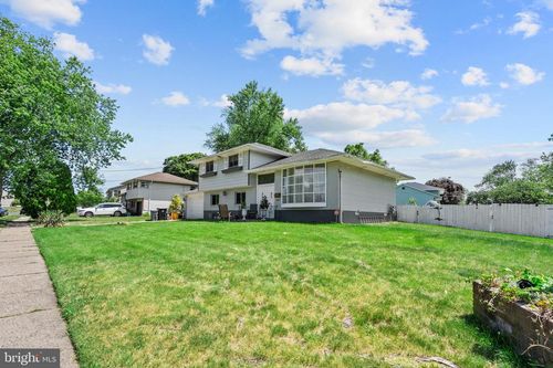 1000 Prospect Ln, SOMERDALE, NJ, 08083-2218 | Card Image