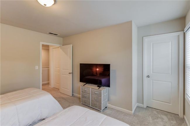 6841 Lancaster Xing, House other with 4 bedrooms, 3 bathrooms and 4 parking in Flowery Branch GA | Image 31