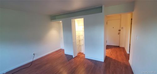 apt-2e-42 Pine St, Yonkers, NY, 10701-2430 | Card Image