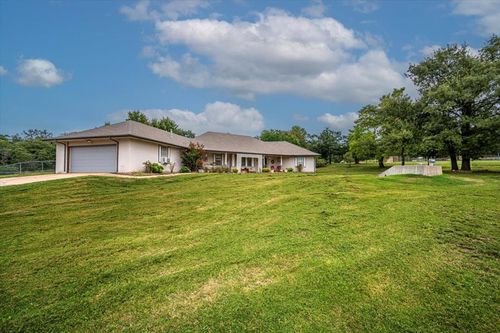 3709 Northwestern Dr, Edmond, OK, 73034-9044 | Card Image