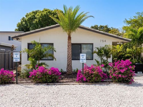 c-754 Ne 40th St, Oakland Park, FL, 33334-3034 | Card Image