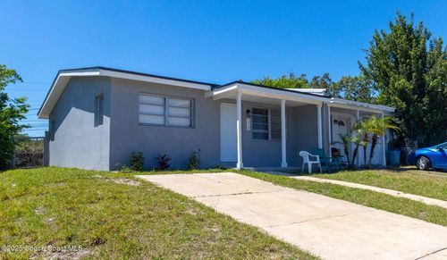 230 W Towne Pl, Titusville, FL, 32796-3036 | Card Image