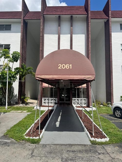 apt-407-2061 Nw 47th Ter, Lauderhill, FL, 33313-4164 | Card Image