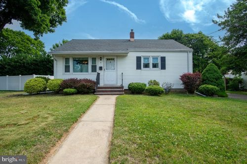4 Madeline Ave, East Brunswick, NJ, 08816-3836 | Card Image