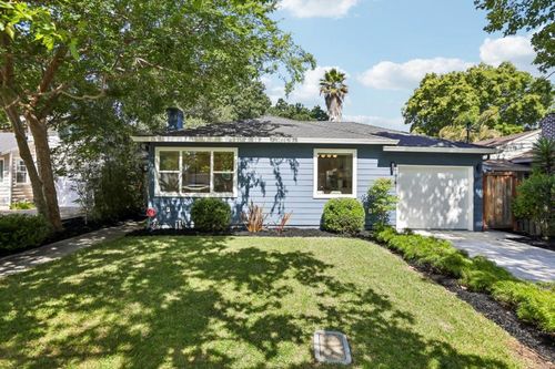 1123 17th Ave, Redwood City, CA, 94063-4410 | Card Image
