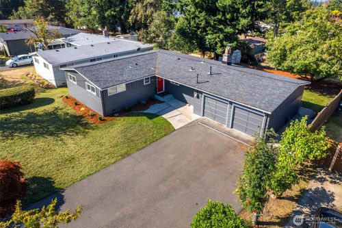 30025 14th Ave S, Federal Way, WA, 98003-4107 | Card Image