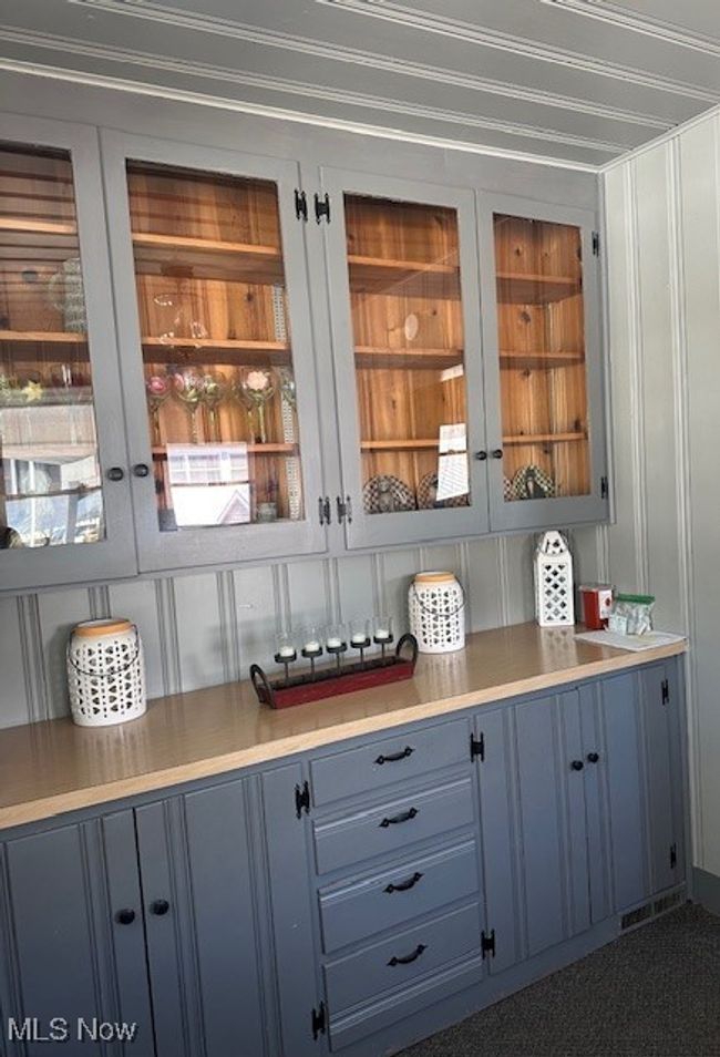 Built-in cabinetry | Image 12