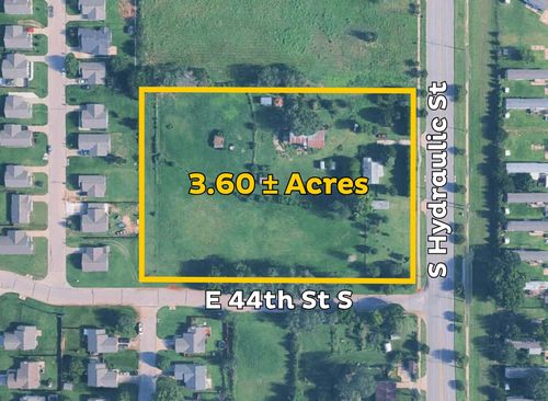 4441 S Hydraulic St, Wichita, KS, 67216-2841 | Card Image