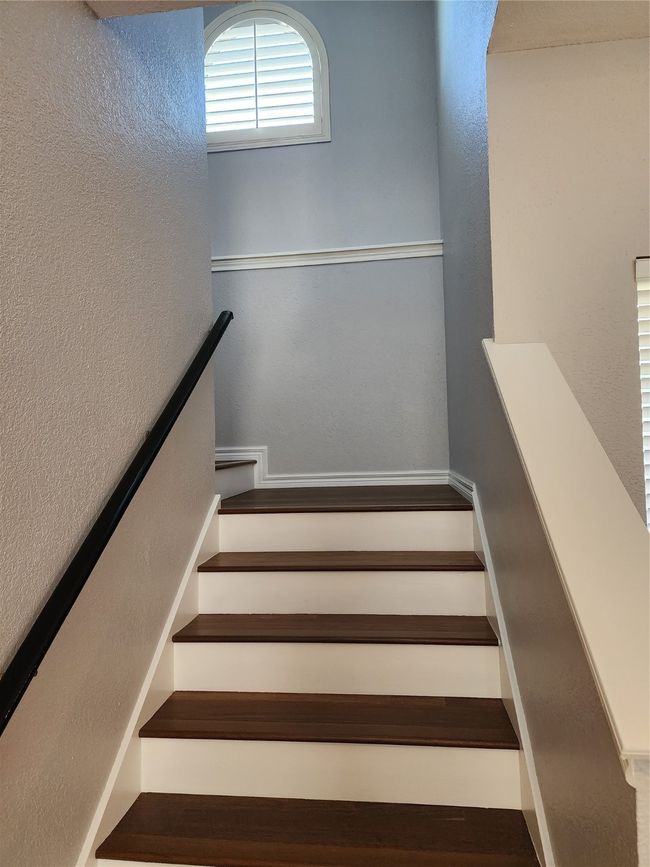 A - 2016 Greenview Dr, House other with 3 bedrooms, 2 bathrooms and null parking in Carrollton TX | Image 35