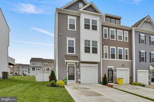 125 Mossdale Blvd, FALLING WATERS, WV, 25419-1760 | Card Image