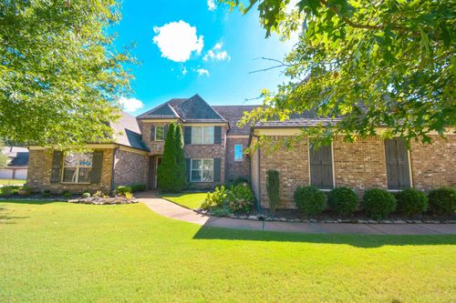 9329 Cielo Dr, Germantown, TN, 38138-8543 | Card Image