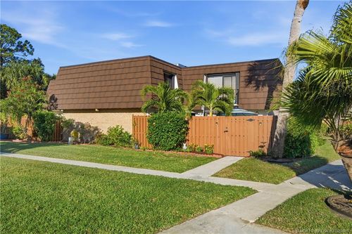 5982 Se Riverboat Dr, Stuart, FL, 34997-1517 | Card Image