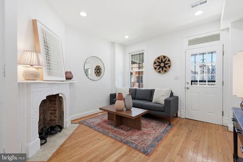 1823 Gales St Ne, WASHINGTON, DC, 20002-7213 | Card Image
