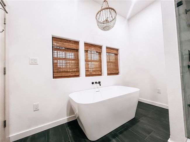 5807 Farm Road 2212, House other with 3 bedrooms, 2 bathrooms and null parking in Washburn MO | Image 10