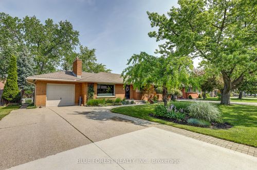 983 Valetta St, London, ON, N6H2Z7 | Card Image