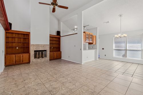 1705 Sonnet Dr, Grapevine, TX, 76051-2706 | Card Image