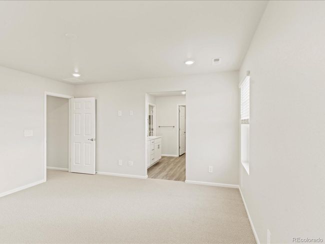 Photos are representative only and are not of the actual home. Actual finishes, elevation, and features may vary. | Image 13