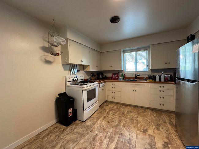 262 W Main St, Home with 5 bedrooms, 0 bathrooms and null parking in Alsea OR | Image 22