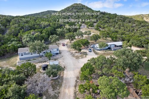 1999 Oil Wl, Pipe Creek, TX, 78063-5125 | Card Image