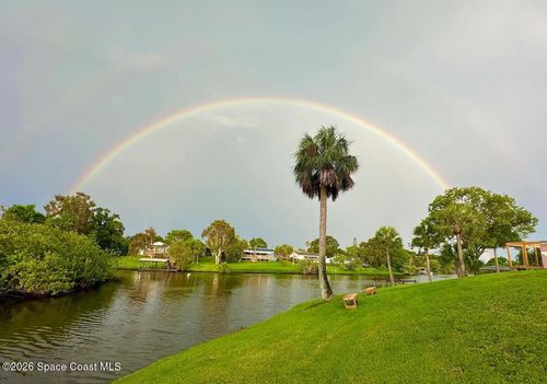589 Hillside Ct, Melbourne, FL, 32935-6421 | Card Image