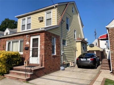 506 N 7th Street, House other with 3 bedrooms, 2 bathrooms and null parking in New Hyde Park NY | Image 3