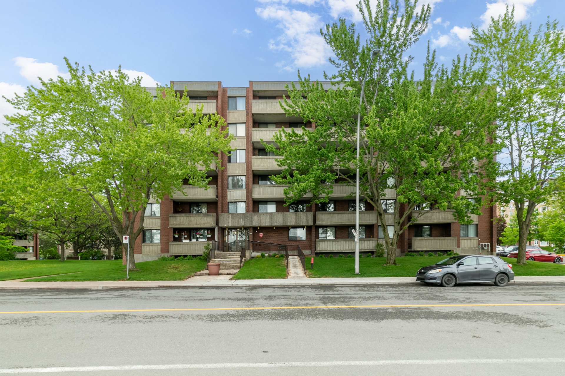 Residential Lease in Montréal (Anjou) 3