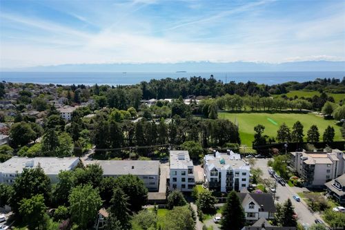 302-1014 Park Blvd, Victoria, BC, V8V2T4 | Card Image