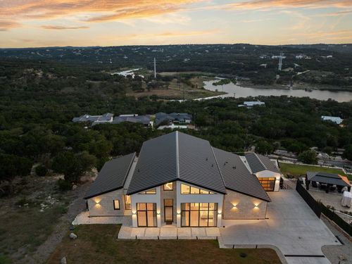 2714 Lakehurst Rd, Spicewood, TX, 78669-6888 | Card Image