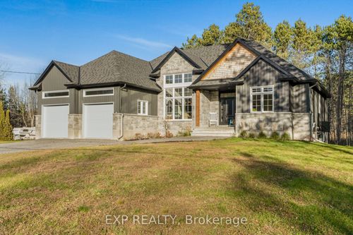 1579 Rollin Rd, Saint-Pascal-Baylon, ON, K0A3N0 | Card Image
