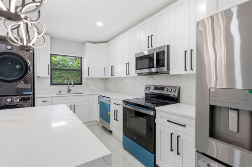 2975 Ne 2nd Avenue, Boca Raton, FL, 33431 | Card Image