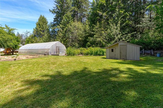 2380 Fowler Rd, House other with 3 bedrooms, 2 bathrooms and 8 parking in Qualicum Beach BC | Image 43