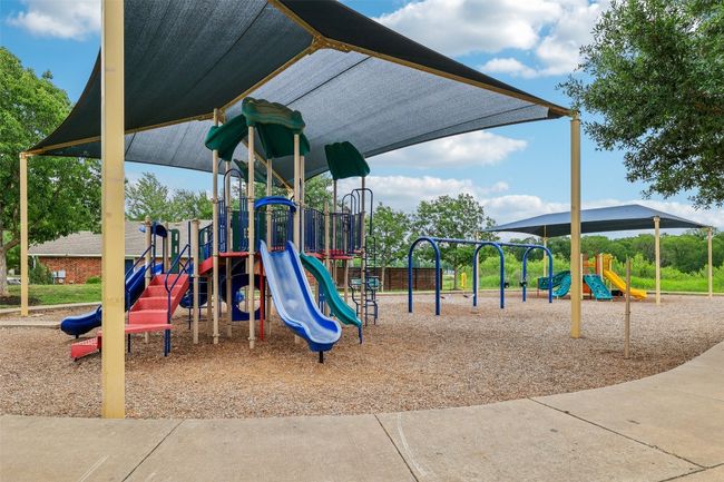 Community Amenities | Image 39