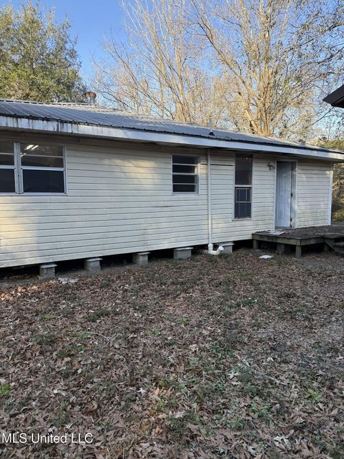 15283 5th St, Gulfport, MS, 39503-3145 | Card Image