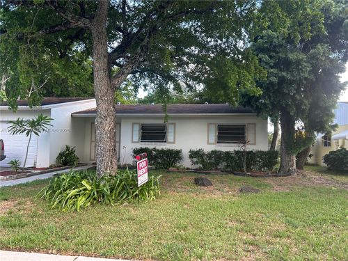 7262 Sw 1st St, Margate, FL, 33068-1402 | Card Image