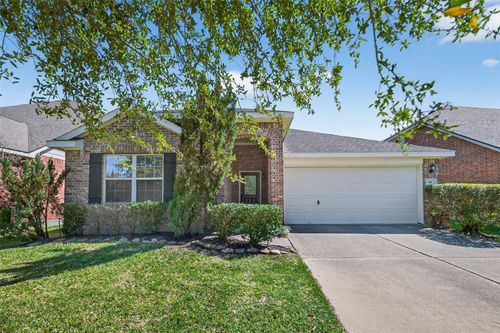 66 W Lasting Spring Cir, The Woodlands, TX, 77389-4329 | Card Image