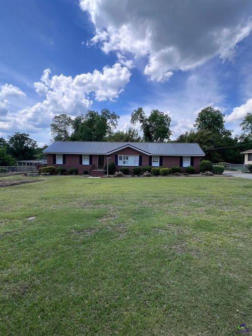 2205 Stonewall St, Dublin, GA, 31021-2829 | Card Image