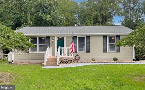 916 Crystal Rock Rd, LUSBY, MD, 20657-3711 | Card Image