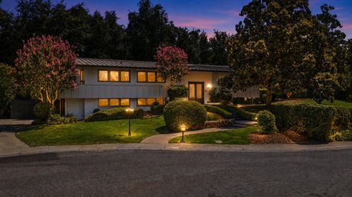 950 Somersby Way, Sacramento, CA, 95864-6132 | Card Image