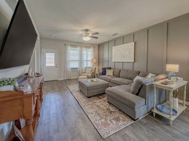 1005 Napier Way, House other with 3 bedrooms, 2 bathrooms and null parking in Justin TX | Image 11